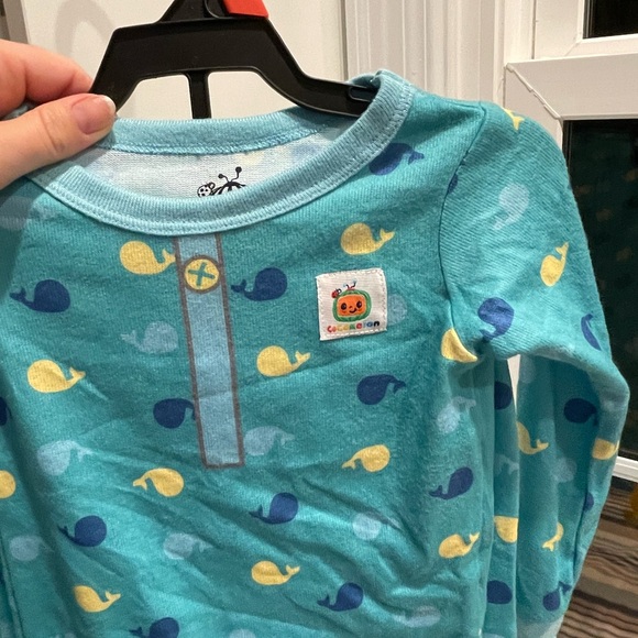 Teal cocomelon pajamas NWT - Picture 3 of 4